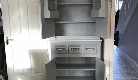 stand alone dresser