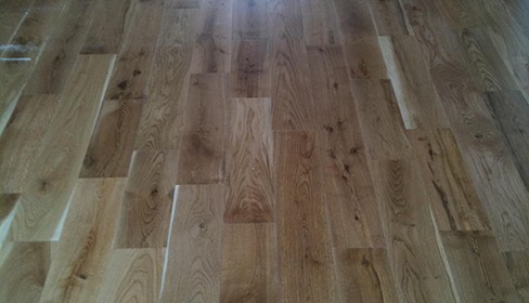 Solid wood flooring