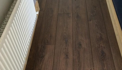 Solid wood flooring in walnut