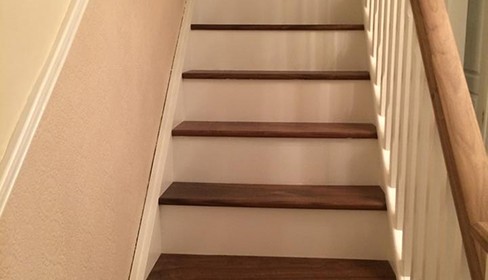Stairs in two tone finish